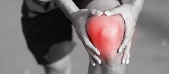 dolore articolare in un uomo